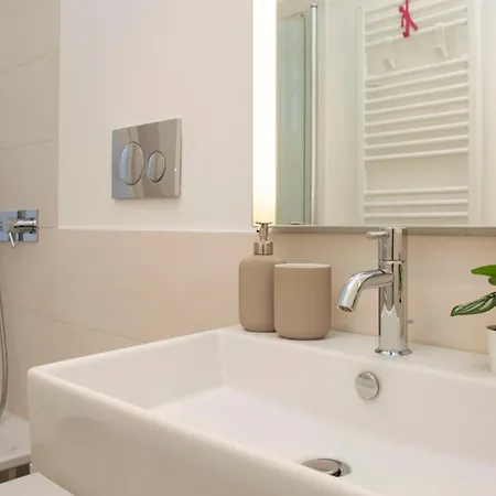Apartment Lussuoso Pentalocale In Citylife *